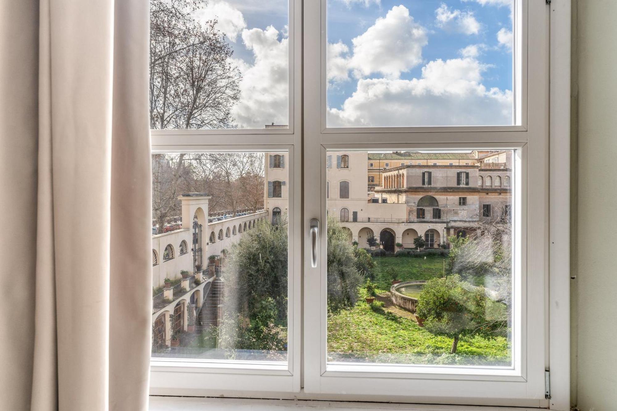 Borgo Ripa Urban Travel Hostel Рим Екстериор снимка