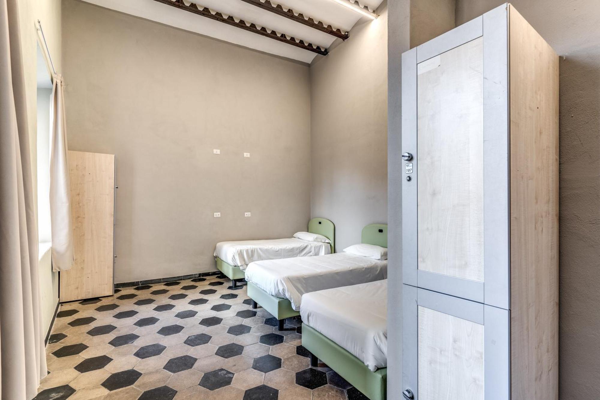 Borgo Ripa Urban Travel Hostel Рим Екстериор снимка