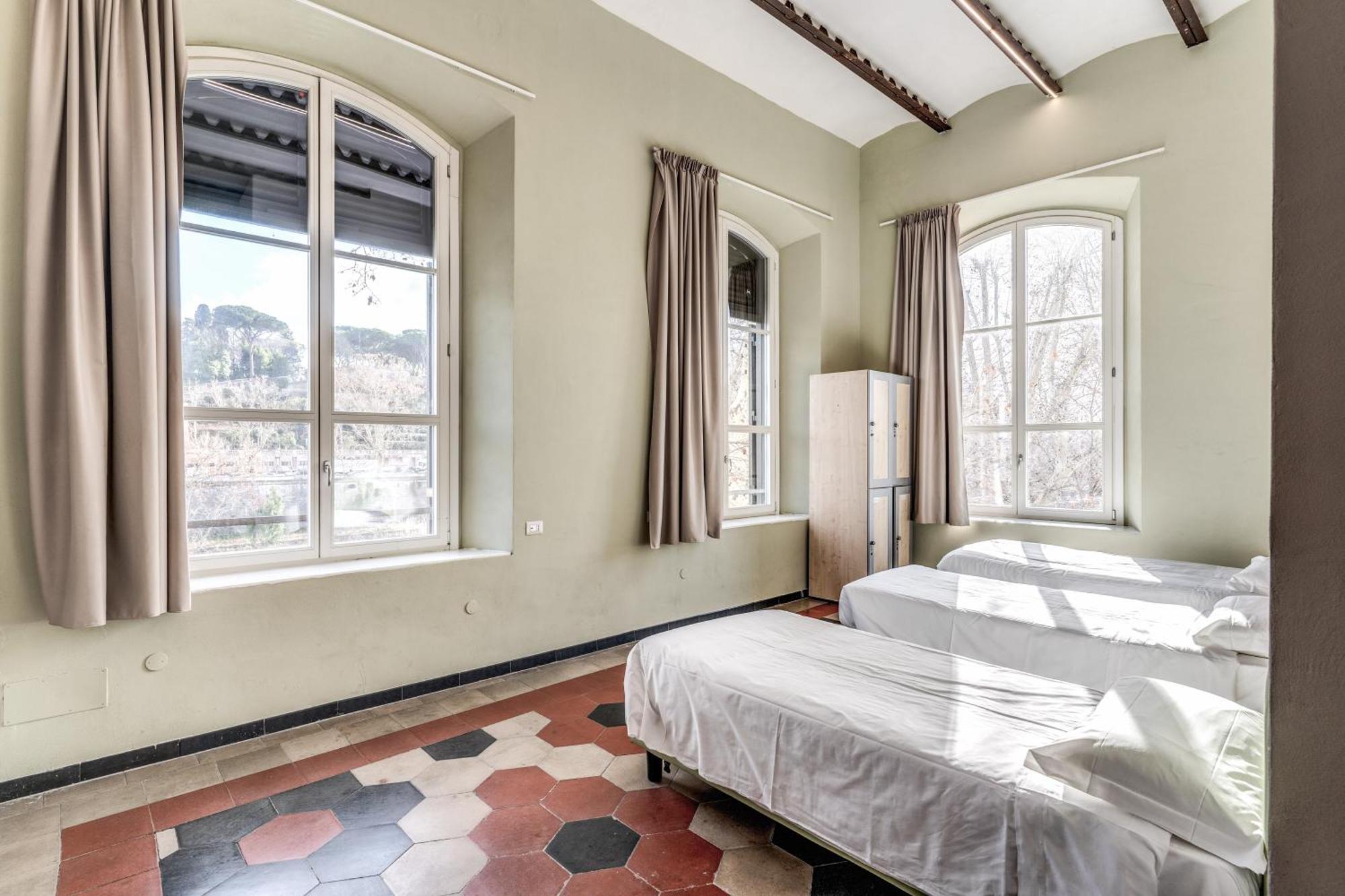 Borgo Ripa Urban Travel Hostel Рим Екстериор снимка