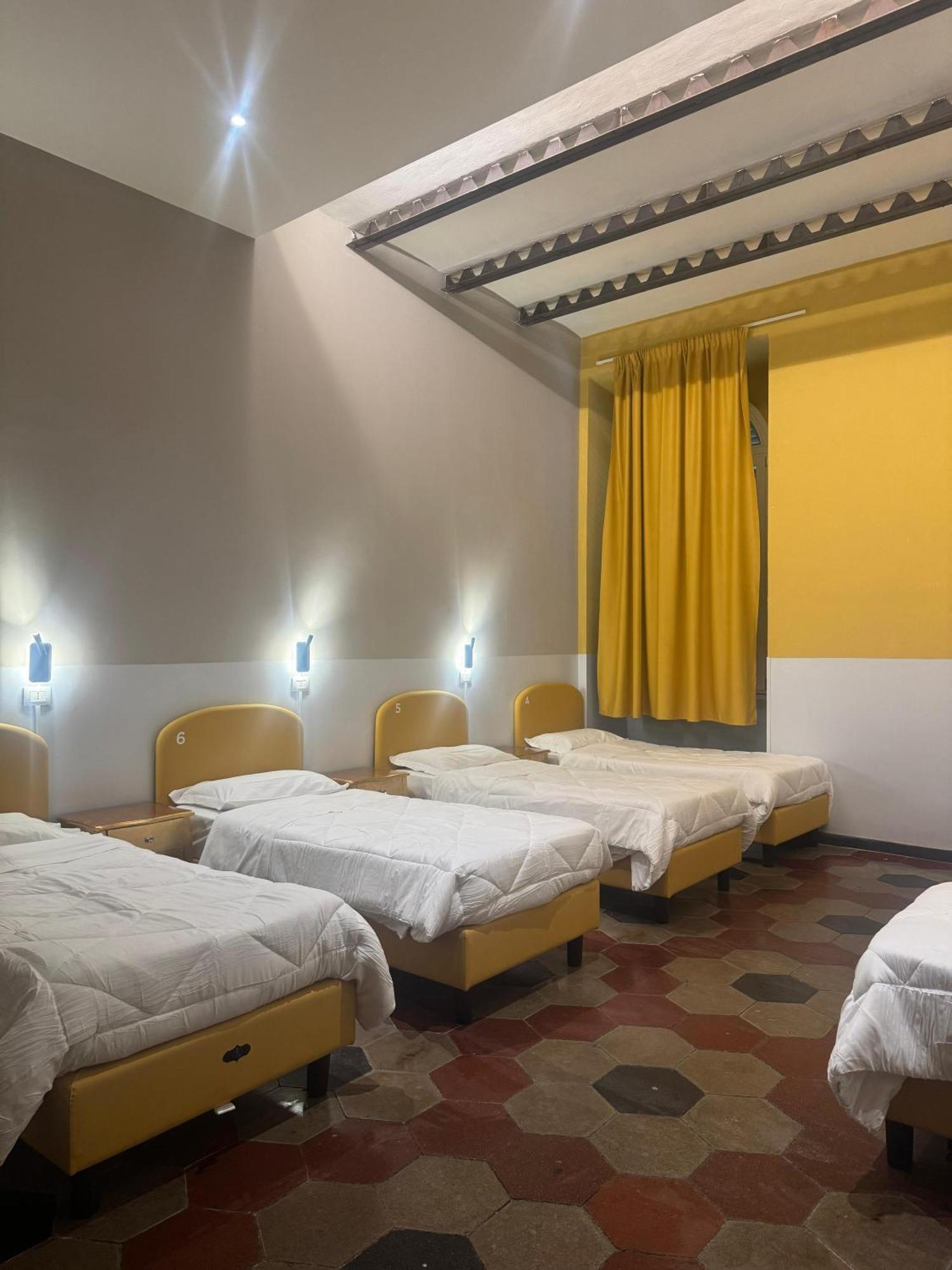 Borgo Ripa Urban Travel Hostel Рим Екстериор снимка