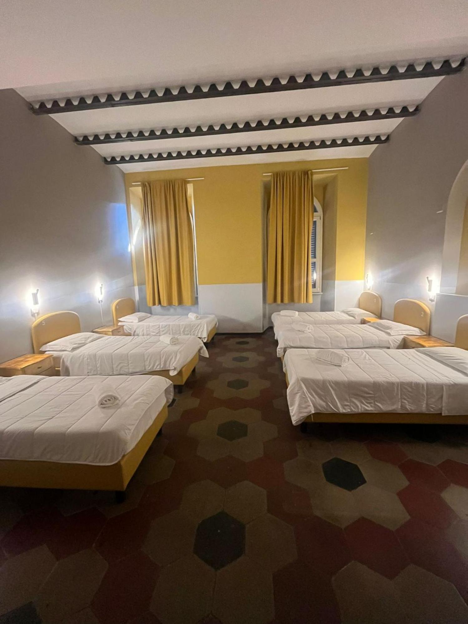 Borgo Ripa Urban Travel Hostel Рим Екстериор снимка